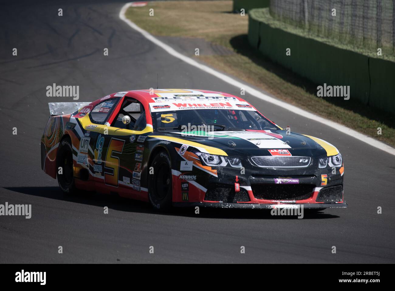 Vallelunga Circuit, Rom, Italien 9 2023. Juli - Nascar Whelen Euro Series, EN2. RENNEN ZWEI. Vladimiros Tziortzis (CYP) in Aktion auf der Rennstrecke. Foto: Fabio Pagani/Alamy Live News Stockfoto