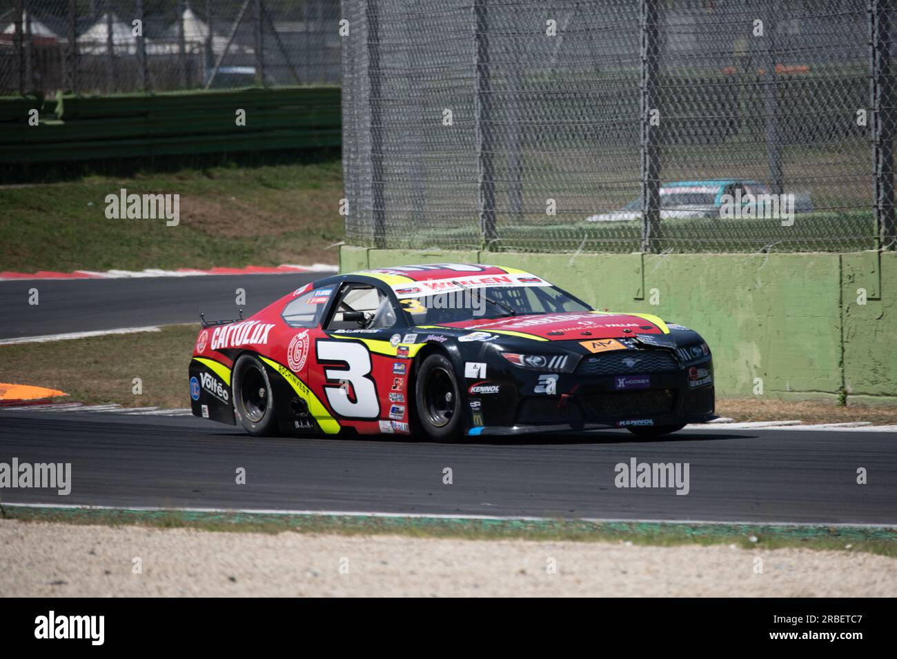 Vallelunga Circuit, Rom, Italien 9 2023. Juli - Nascar Whelen Euro Series, EnPro RENNEN 2. Paul Jouffreau (FRA) in Aktion auf der Rennstrecke. Foto: Fabio Pagani/Alamy Live News Stockfoto