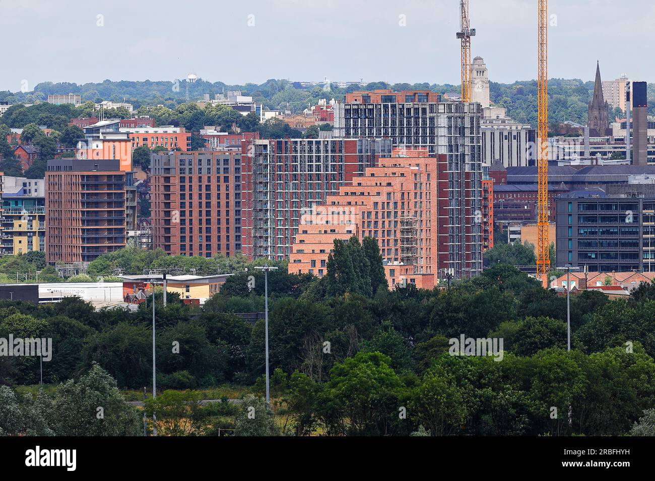 Springwell Gardens, The Junction, Latitude Purple & Latitude Blue sind Apartments, die derzeit im Leeds City Centre, West Yorkshire, gebaut werden Stockfoto