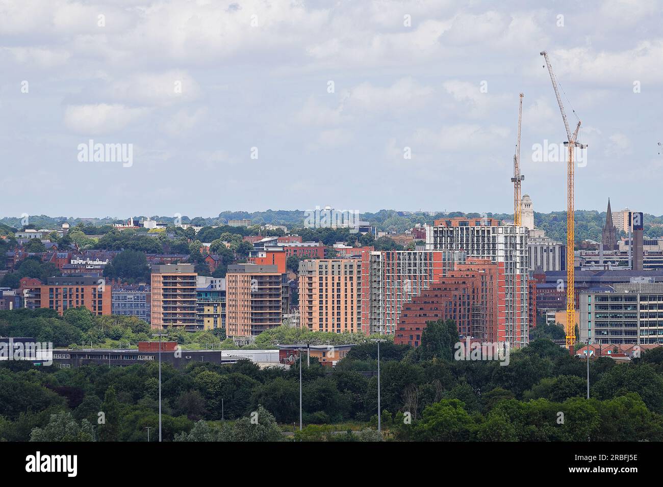 Springwell Gardens, The Junction, Latitude Purple & Latitude Blue sind Apartments, die derzeit im Leeds City Centre, West Yorkshire, gebaut werden Stockfoto