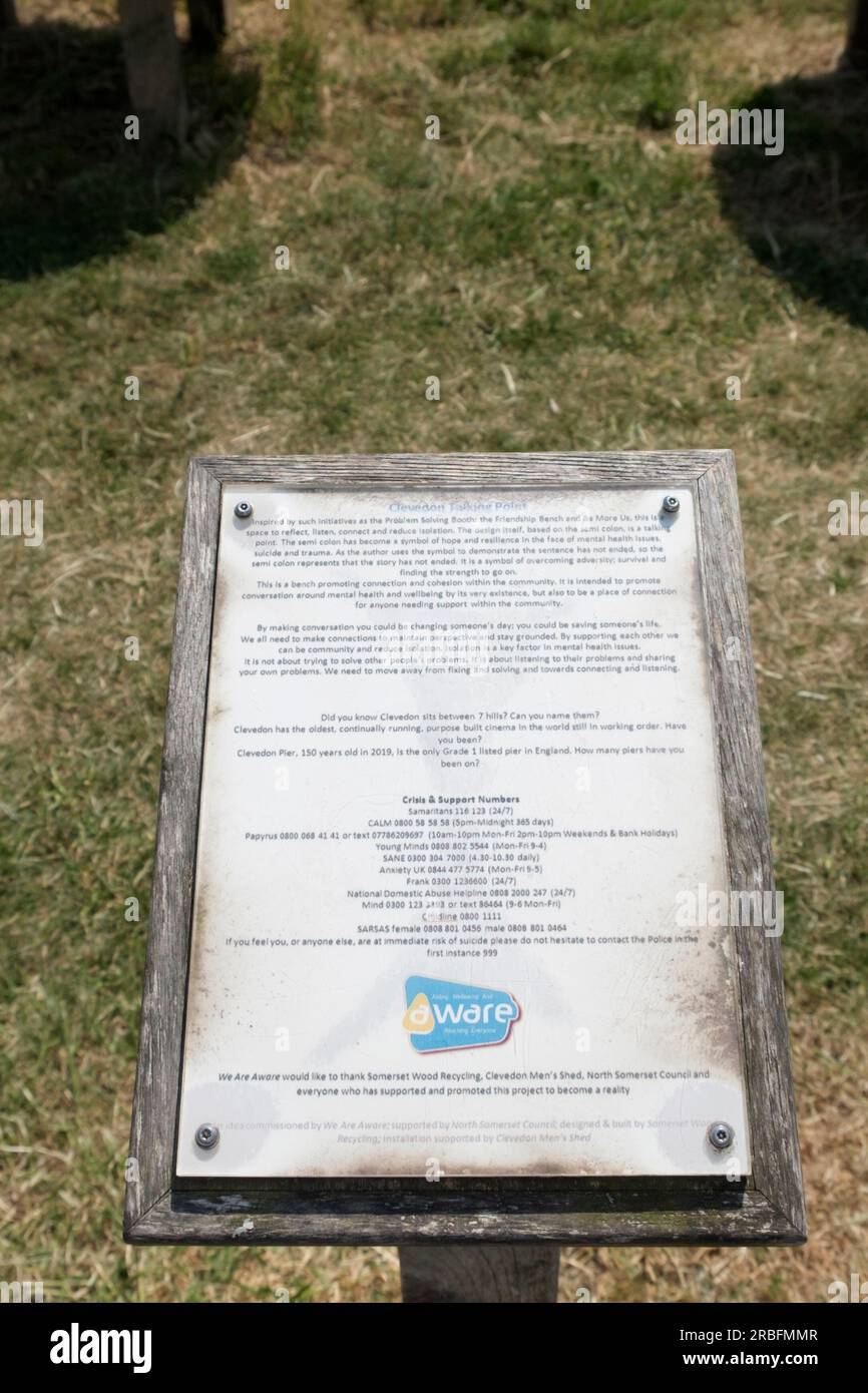 Um Clevedon, eine kleine Küstenstadt im Norden von somerset, Großbritannien. Informationsbard für Clevedon Talking Point Stockfoto