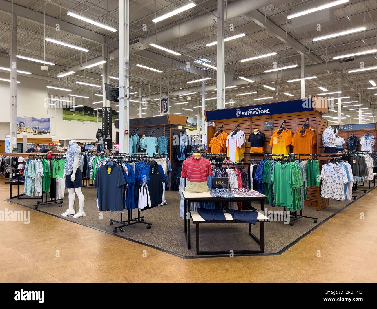 PGA Tour Superstore ist eine Kette, die Golf- und Tennisausrüstung exklusiv an Standorten in den USA verkauft. Stockfoto