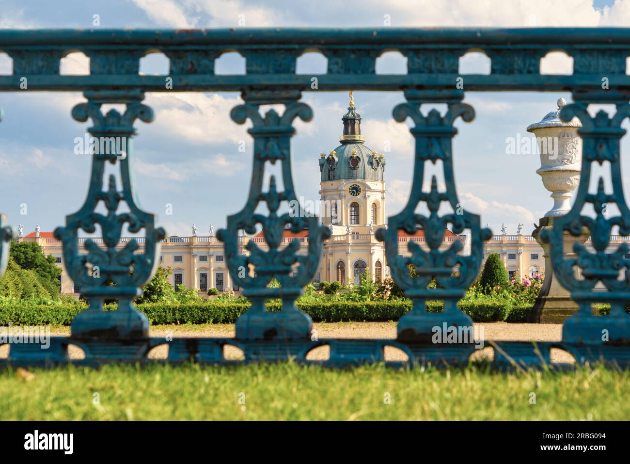 Barockes Schloss Charlottenburg und Park in Berlin, Deutschland Stockfoto