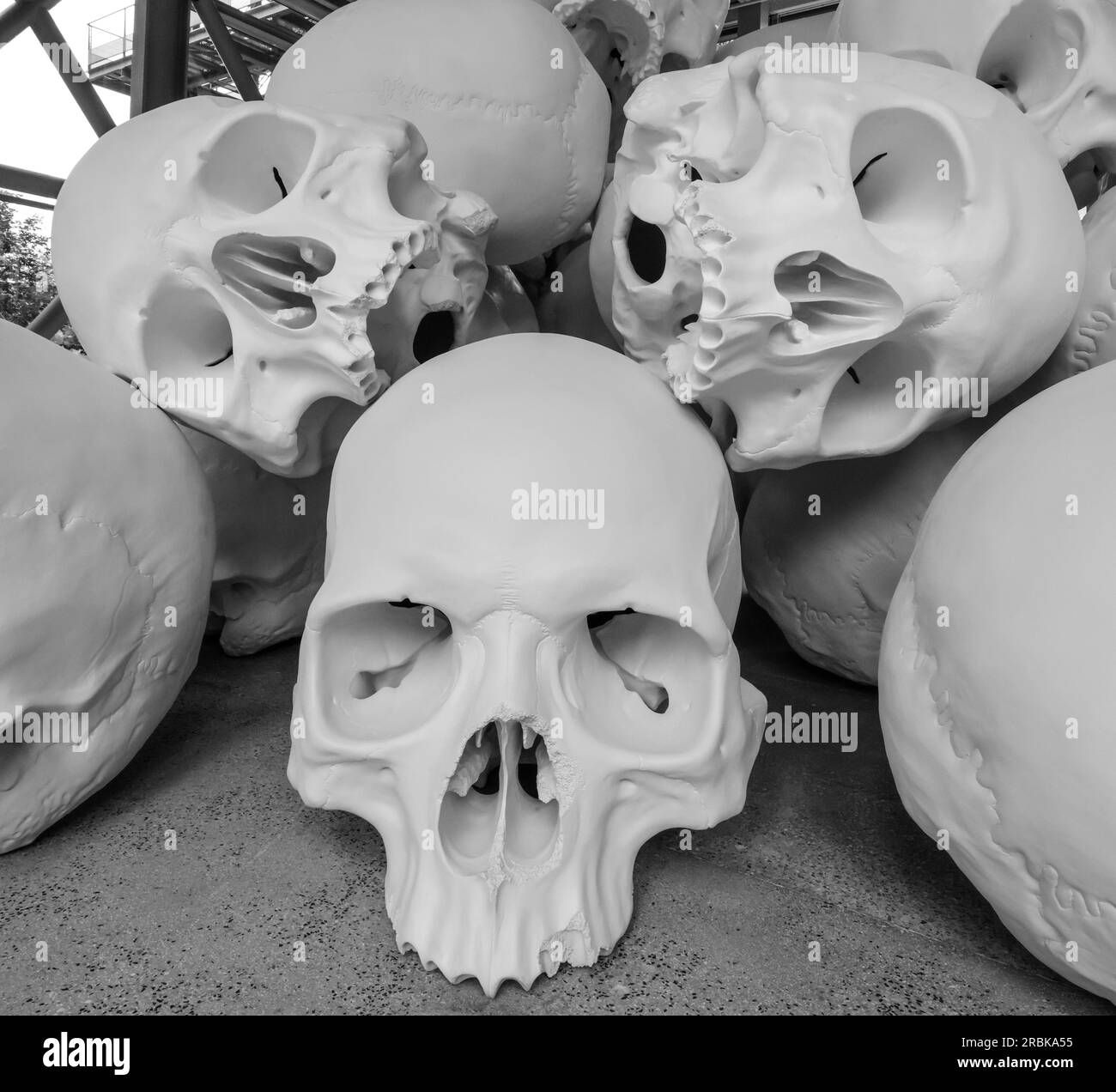 RON MUECK IN DER FONDATION CARTIER PARIS Stockfoto