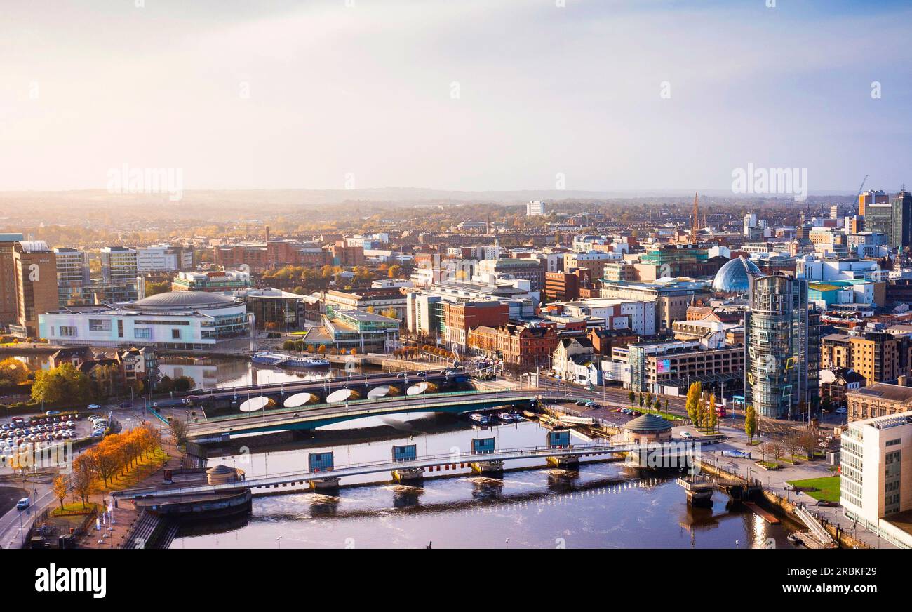 Unvergleichlicher Blick auf den Fluss Lagan, Belfast, Nordirland Stockfoto