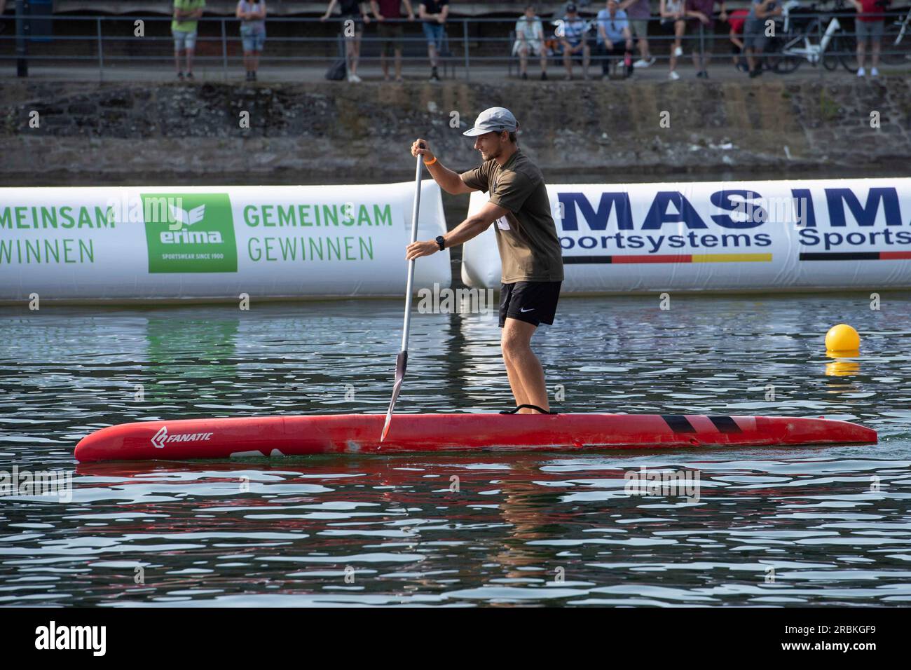 Bastian GRIMM (Alster Canoe Club) Action, Stand-Up-Paddeln für Männer, Kanufahren am 9. Juli 2023 in Duisburg. Das Finale 2023 Rhein-Ruhr von 06,07 bis 09.07.2023 Stockfoto