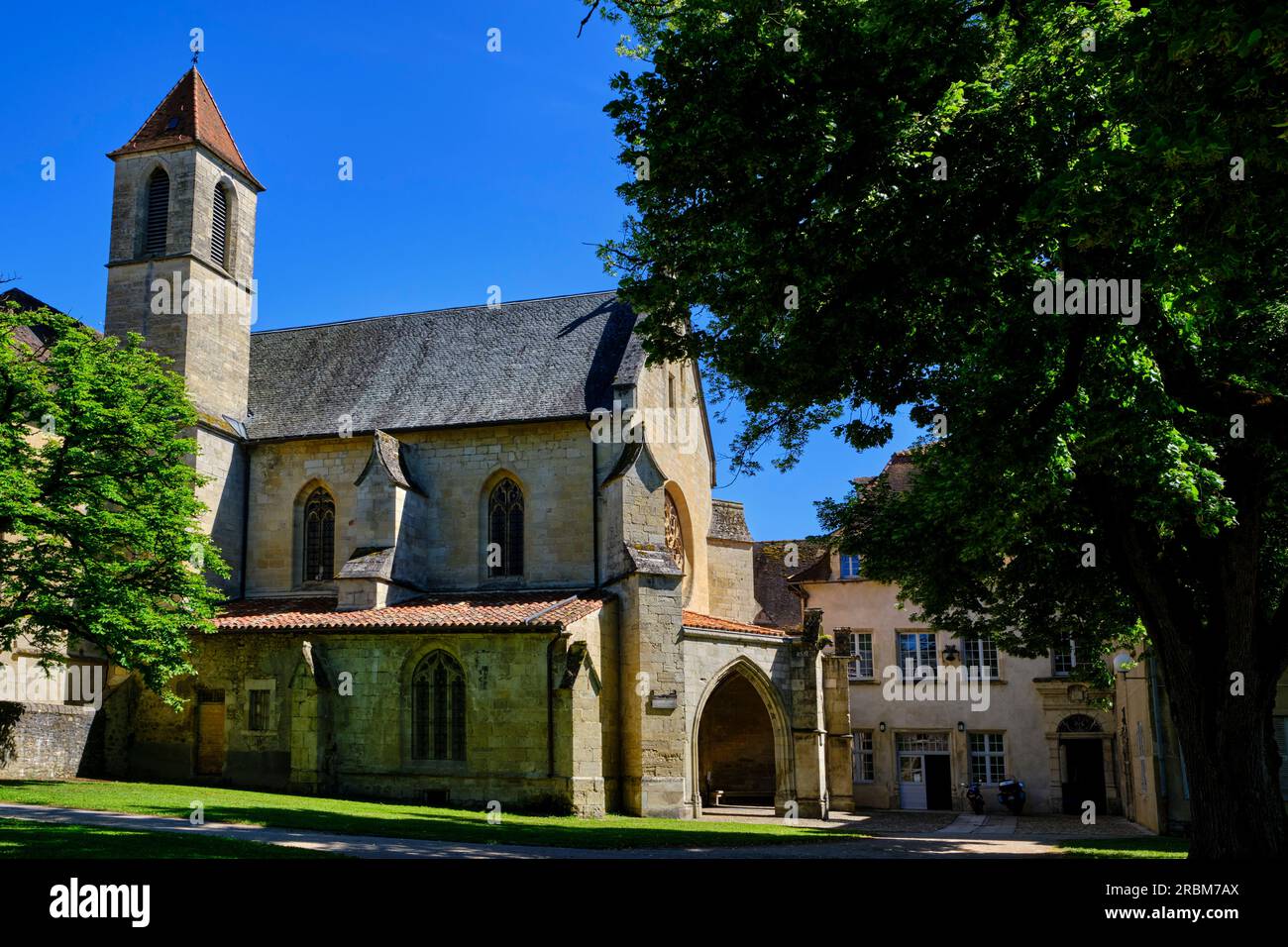 Frankreich, Aveyron (12), Villefranche-de-Rouergue, Stadt gelistet als Stadt der Kunst und Geschichte, Chartreuse Saint Sauveur, Kreuzgang des Chartreuse Stockfoto