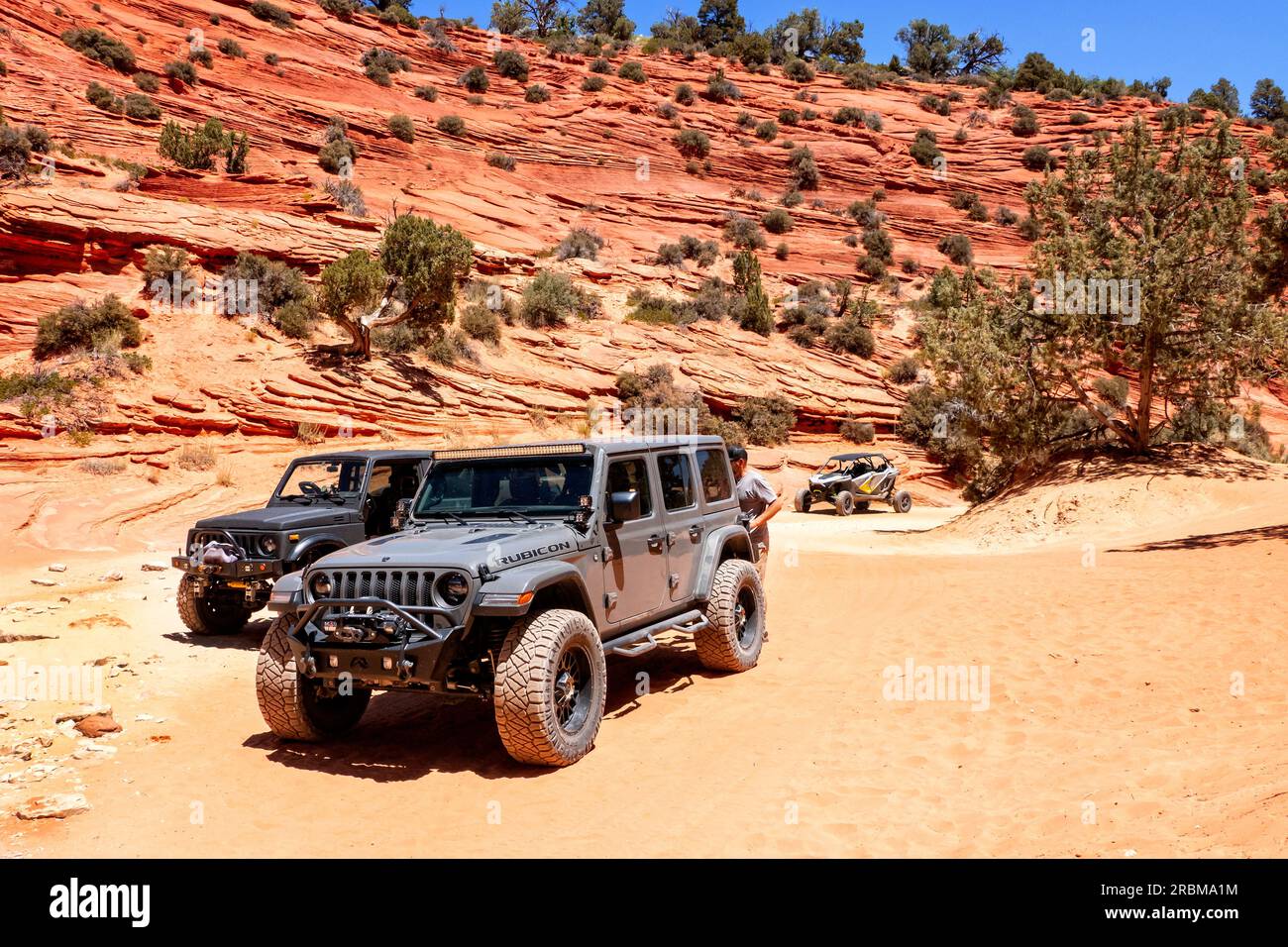 Jeep-Tour zum Peek-A-Boo Slot Canyon in der Nähe von Kanab Utah USA Stockfoto