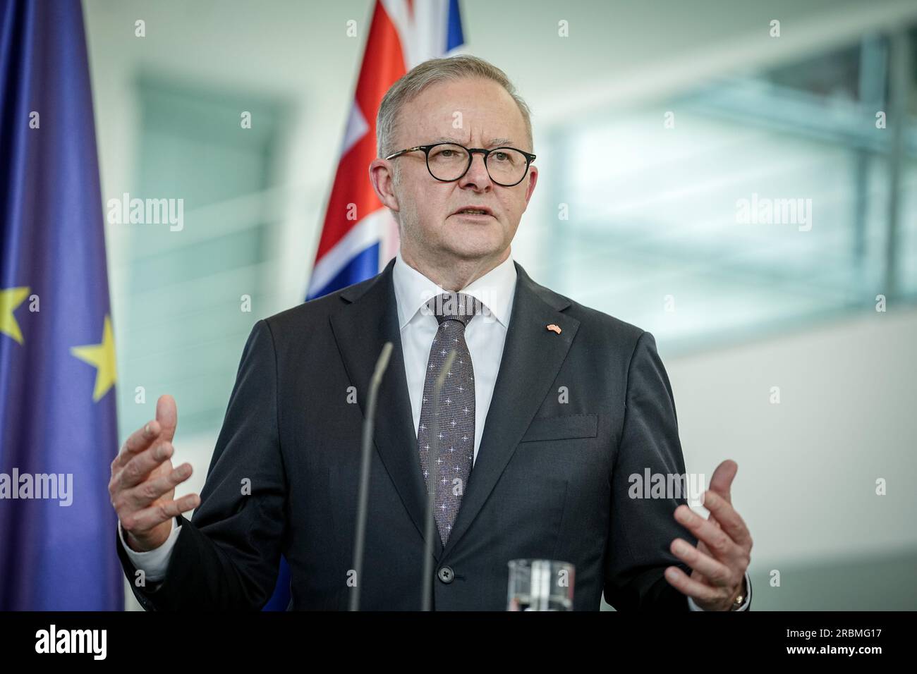 Berlin, Deutschland. 10. Juli 2023. Der australische Premierminister Anthony Albanese hält eine Pressekonferenz im Kanzleramt. Kredit: Kay Nietfeld/dpa/Alamy Live News Stockfoto