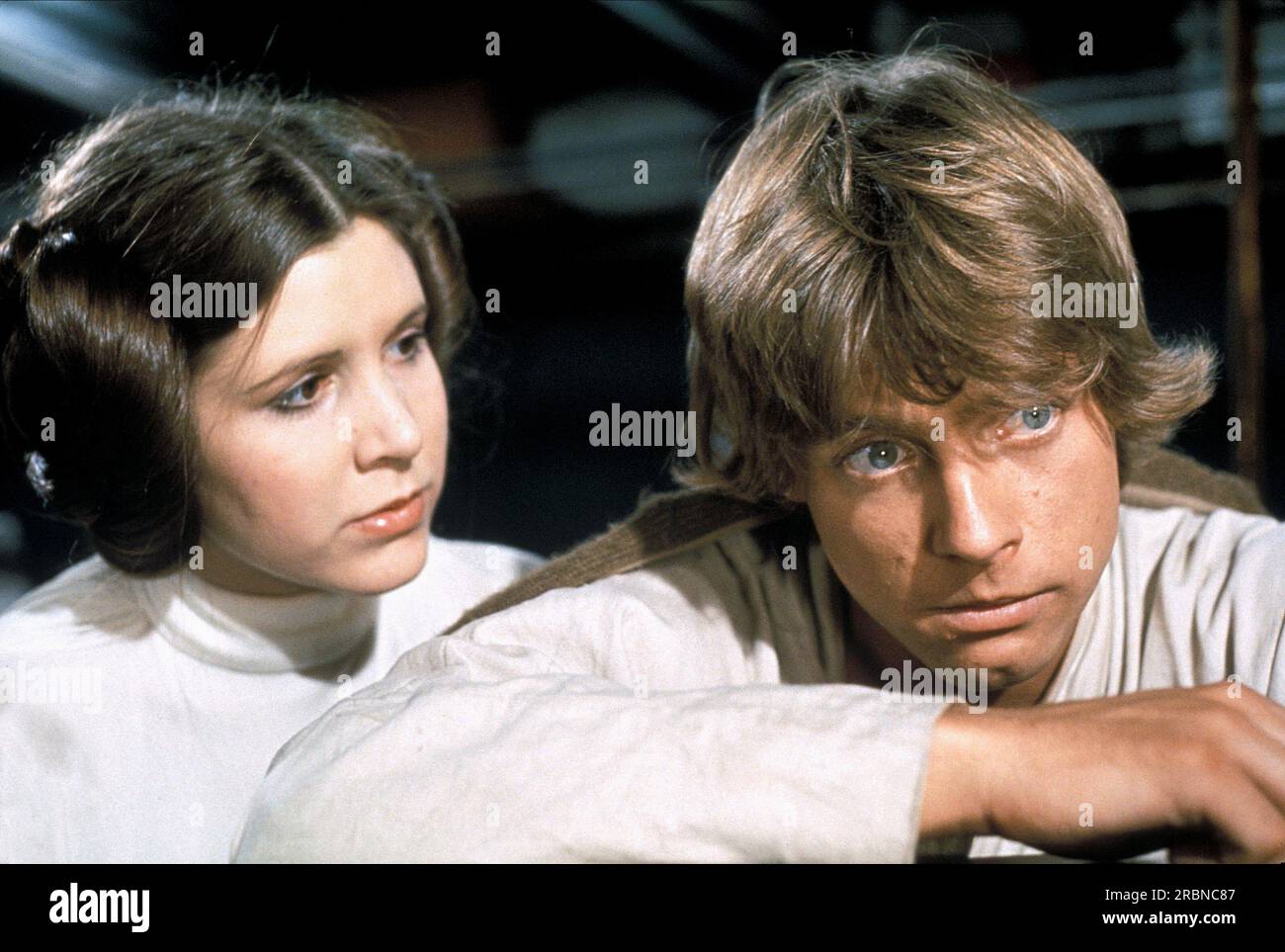 Star Wars Star Wars Folge IV : Eine neue Hoffnung Carrie Fisher & Mark Hamill Princess Leia & Luke Skywalker Stockfoto