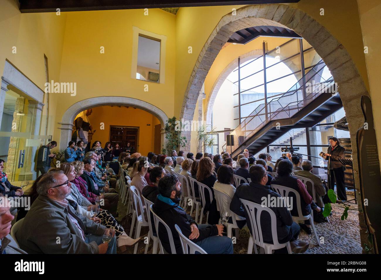 Poesia i vi, Fundació Mallorca Literària, Binisalem, Mallorca, Balearen, Spanien. Stockfoto