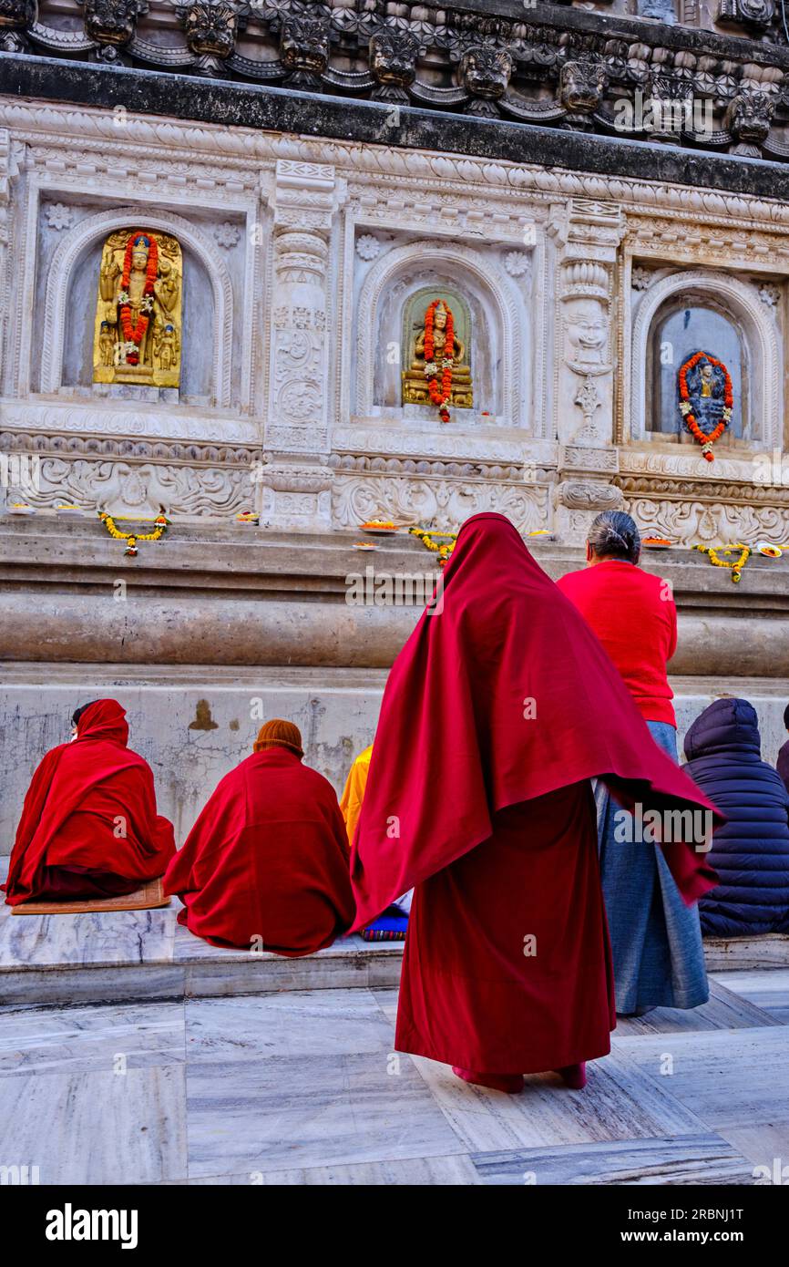 Indien, Bihar, Bodhgaya, UNESCO World Heriatge, Mahabodhi-Tempel, buddhistische Mönche Stockfoto