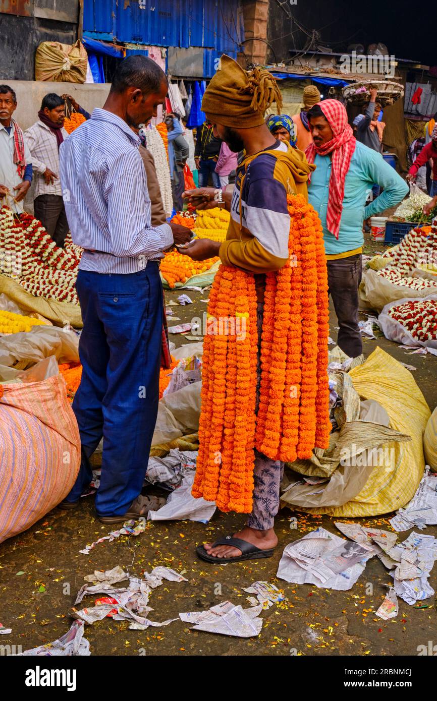 Indien, Westbengalen, Kolkata, Kalkutta, Blumenmarkt Mullick Ghat Stockfoto