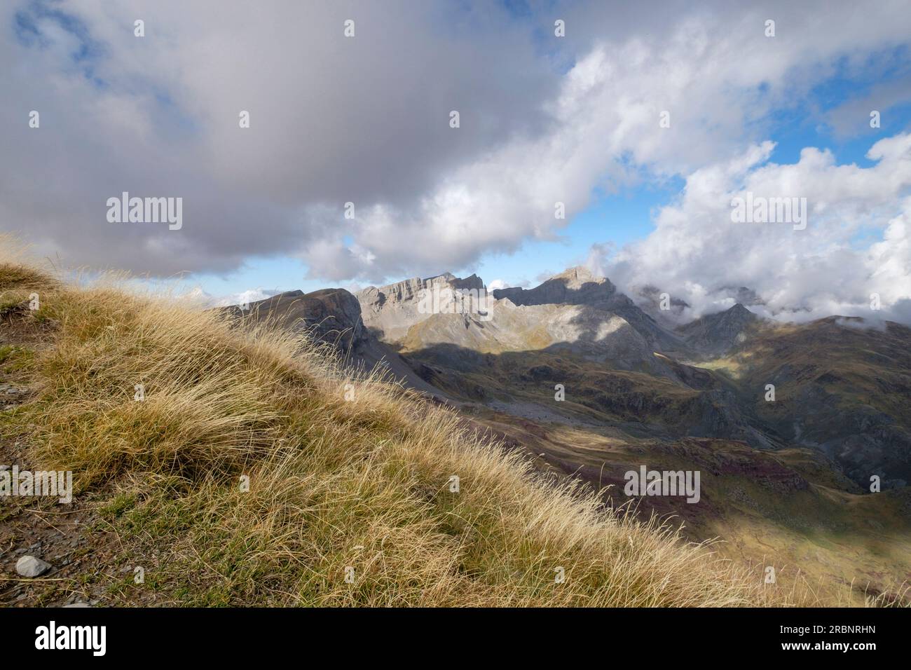 Und petraficha Quimboa Alto, Tal von Hecho, westlichen Täler, Pyrenäen, Provinz Huesca, Aragón, Spanien, Europa. Stockfoto