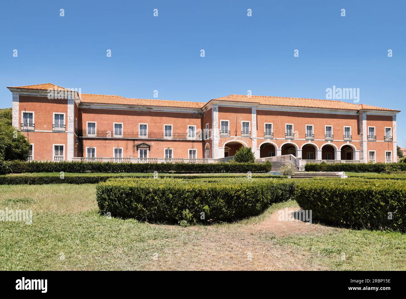 Palast der Grafen von Calheta in Belém, Lissabon, Portugal. Der Calheta-Palast gehört zum Tropical Agricultural Garden-Museum. Stockfoto