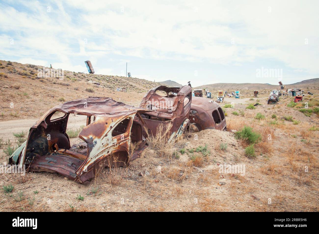 08-14-2017 Goldfield, NV, USA. International Car Forest of the Last Church. Stockfoto