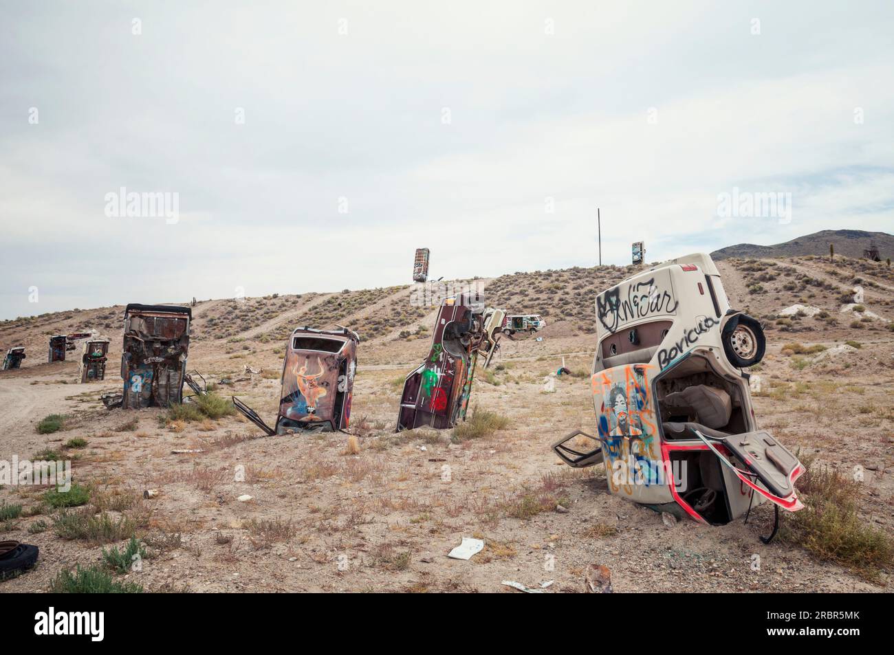 08-14-2017 Goldfield, NV, USA. International Car Forest of the Last Church. Stockfoto