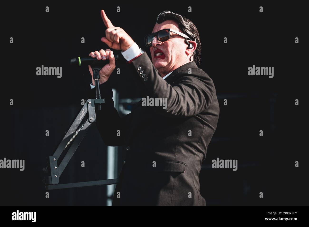 MADRID, MAD COOL FESTIVAL 2023, SPANIEN: Maynard James Keenan, Sänger der amerikanischen Rockband Puscife, live auf der Bühne des Mad Cool Festivals 2023. Stockfoto