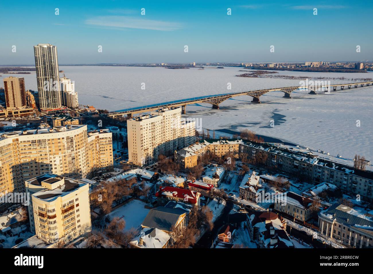 Brücke von saratow Fotos und Bildmaterial in hoher Auflösung Alamy