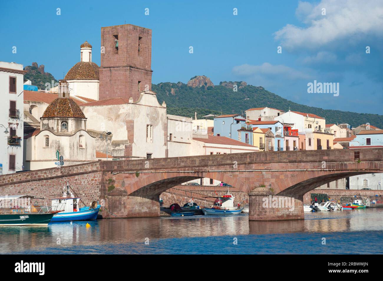 Schloss Malaspina und Fluss Temo, Bosa, Sardinien, Italien, Europa Stockfoto
