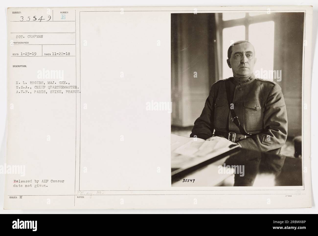 Generalmajor H.L. Rogers, Chefquartiermeister der amerikanischen Expeditionsstreitkräfte (AEF), gefangen in Paris, seine, Frankreich. Dieses Foto wurde am 22. November 1918 von Sergeant Chapman aufgenommen und später vom AEF-Censor freigegeben. Dieses Bild entspricht der Patientennummer 35549 in der Sammlung. Stockfoto