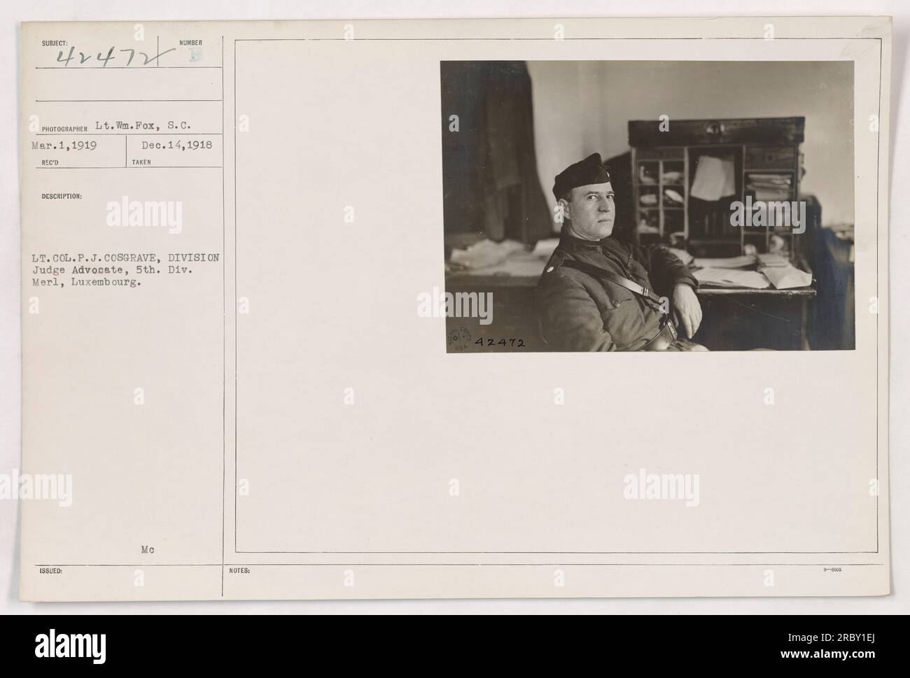 Oberstleutnant P.J. Cosgrave, Abteilungsrichter der 5. Division, posiert für ein Foto in Merl, Luxemburg. Dieses Bild wurde am 1. März 1919 von LT. William Fox aufgenommen und trägt die Bezeichnung 111-SC-42472. Das Foto wurde am 14. Dezember 1918 herausgegeben, und es gibt keine wesentlichen zusätzlichen Hinweise. Stockfoto