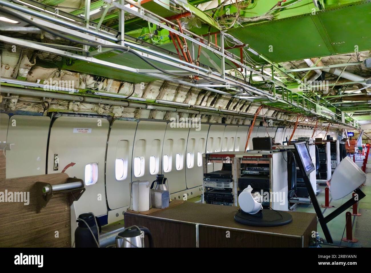 Innenraum des ersten Jumbo-Jets RA001 Boeing 747-121 mit Instrumenten, die bei Testflügen eingesetzt wurden Seattle Washington State USA Stockfoto