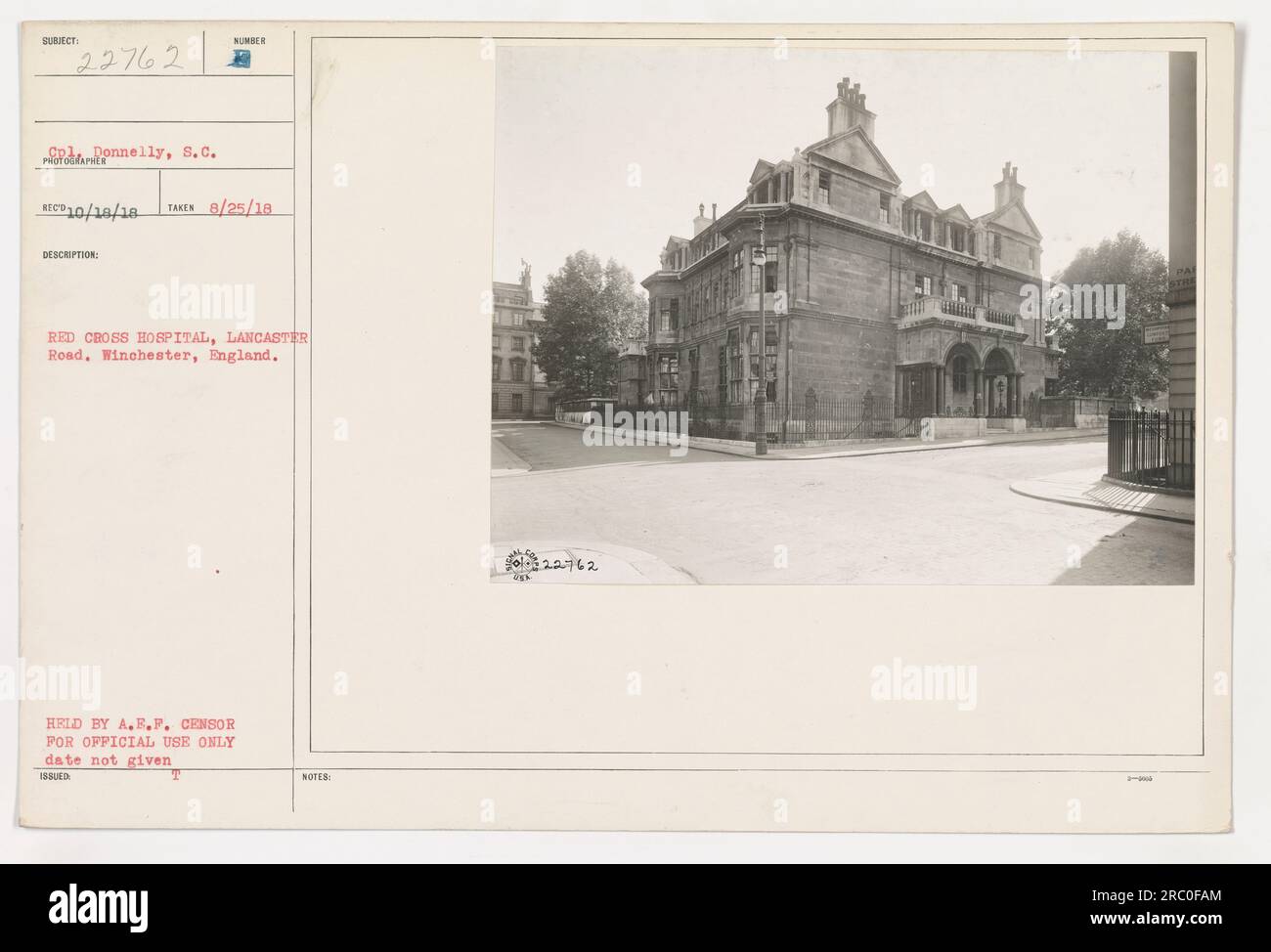 Dies ist ein Foto des Red Cross Hospital in der Lancaster Road in Winchester, England. Das Foto wurde am 25. August 1918 von S.C. Donnelly aufgenommen. Das Bild wird vom A.E.P. Zensor ausschließlich zur offiziellen Verwendung aufbewahrt und das Ausstellungsdatum ist unbekannt. In den Hinweisen ist die Referenznummer 01222762 angegeben. Stockfoto