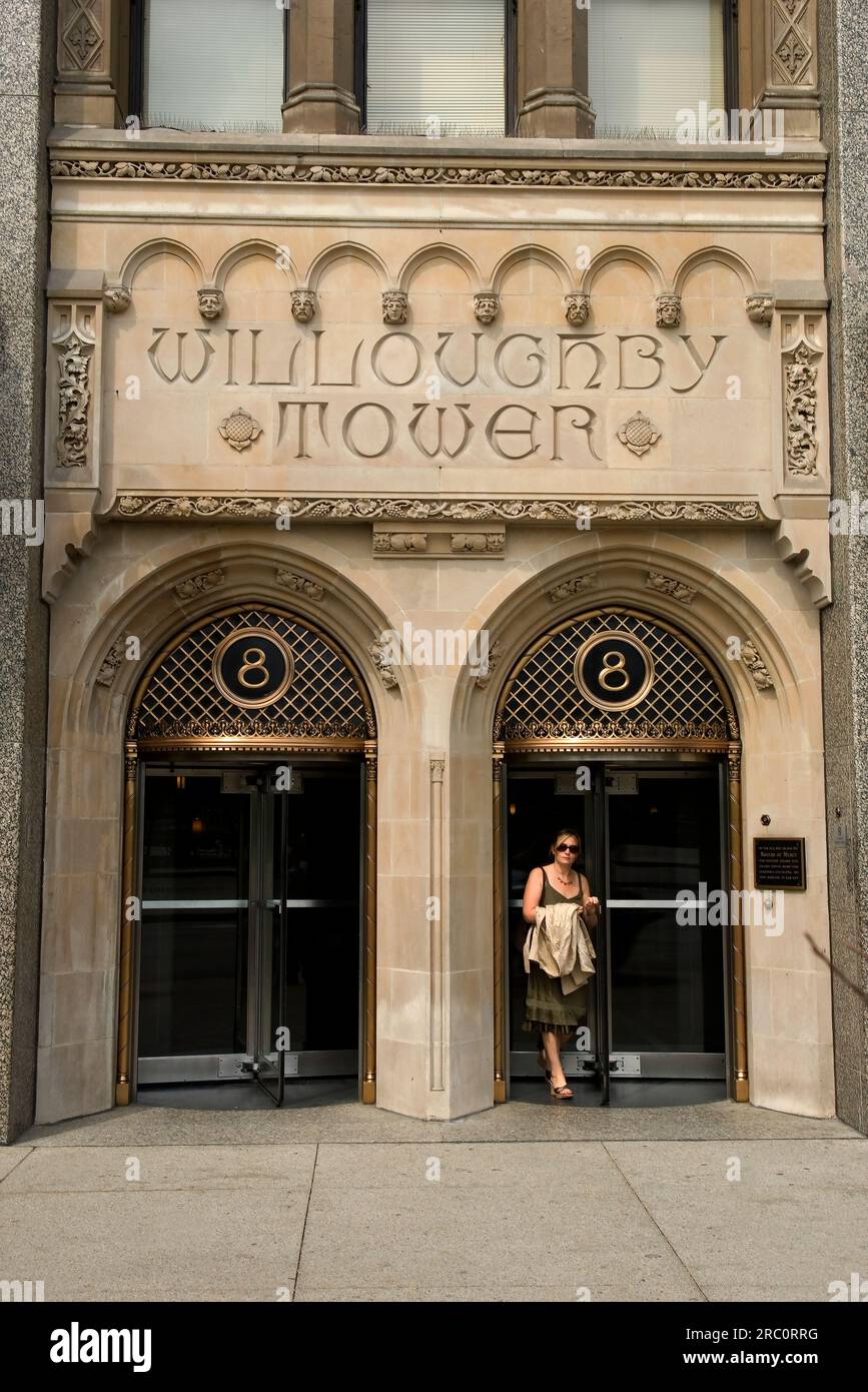 Haupteingang zum Willoughby Tower in Down Chicago, Illinois Stockfoto