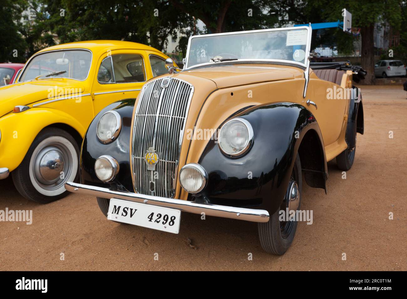 Retro-Oldtimer auf der Heritage Car Rally 2011 des Madras Heritage Motoring Club Stockfoto