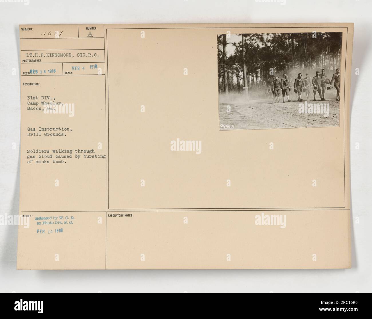 Soldaten der 31. Division in Camp Wheeler, Macon, Georgia, nehmen an ...