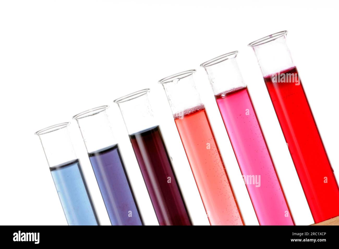 Reagenzgläser mit farbigen Substanzen, Chemie, Reagenzglas, Substanz Stockfoto