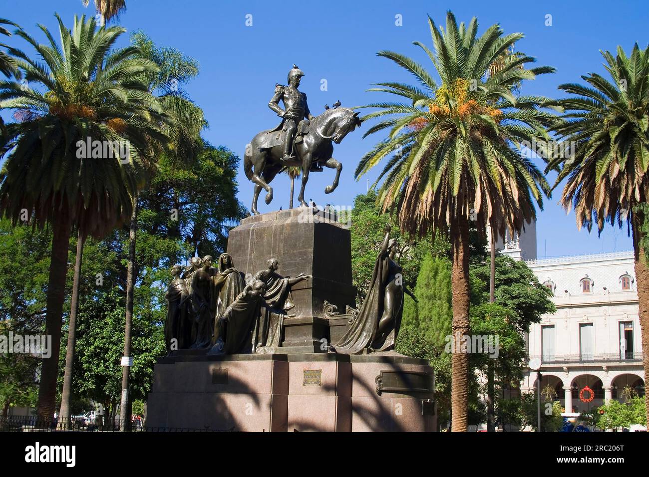 Reiterstatue von General San Martin, Plaza 9 de Julio, Salta, Argentinien Stockfoto