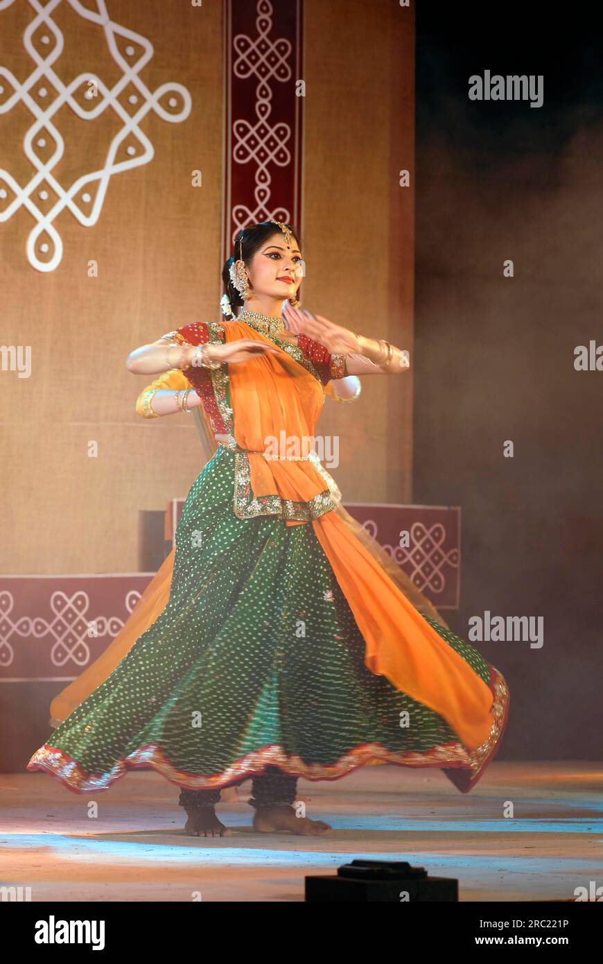 Kathak-Tanz im Natiyanjali-Festival im Perur-Tempel, Tamil Nadu, Indien Stockfoto