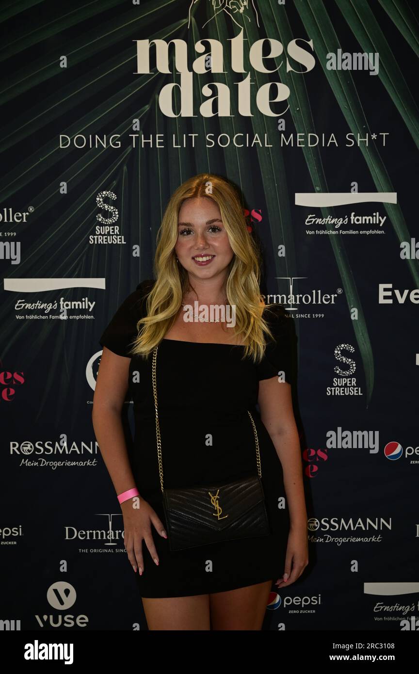 Dalia Mya Schmidt-Foß beim Mates Date Influencer Event auf der Berliner Fashion Week Frühling/Sommer 2024 in der Berliner Freiheit. Berlin, 11.07.2023 Stockfoto