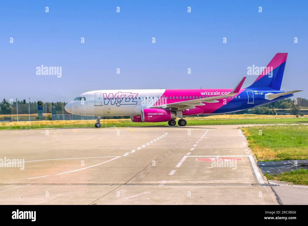 FLUGHAFEN MEMMINGEN: WIZZAIR Stockfoto