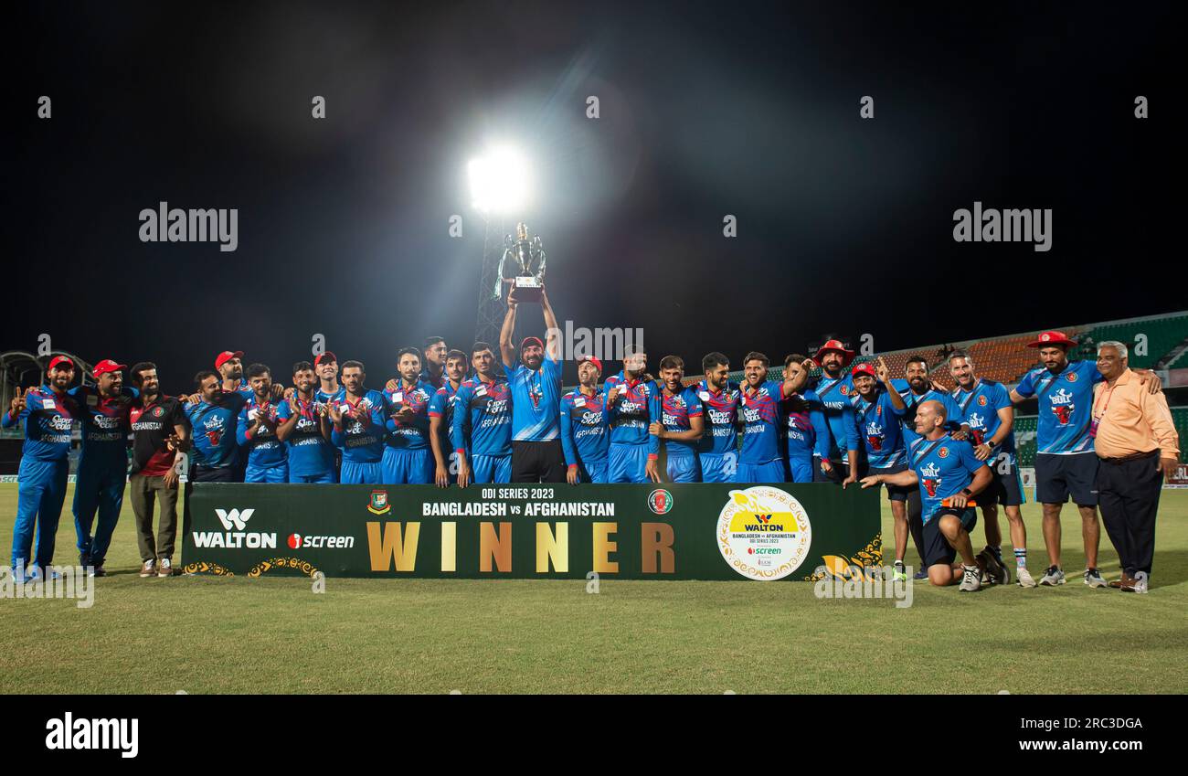 In den drei Spielen der ODI-Serie zwischen Bangladesch und Afghanistan gewann Afghanistan die Serie mit 2-1 Stockfoto