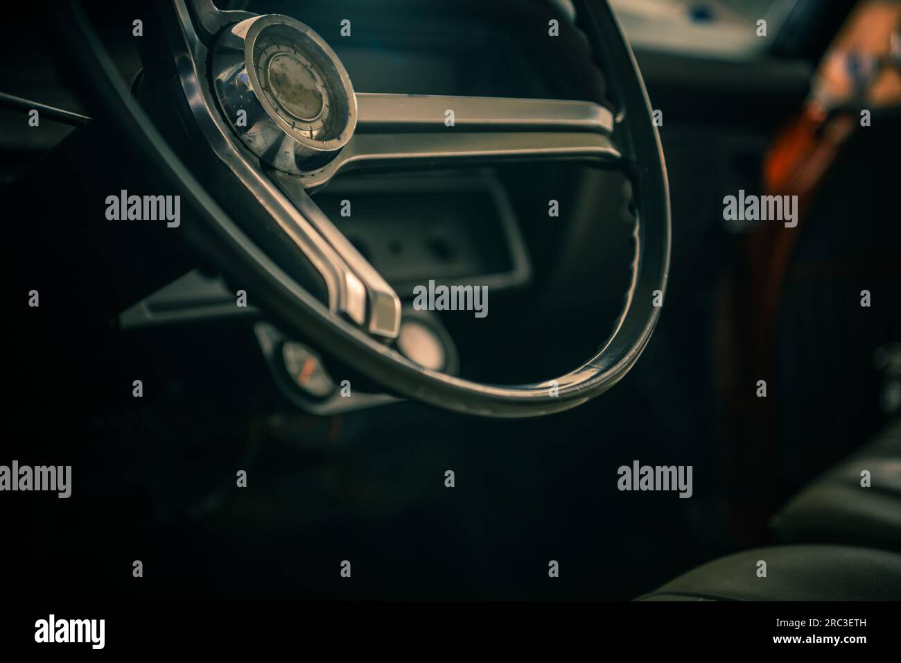 Nahaufnahme Des Lenkrads Eines Klassischen Amerikanischen Autos Stockfoto