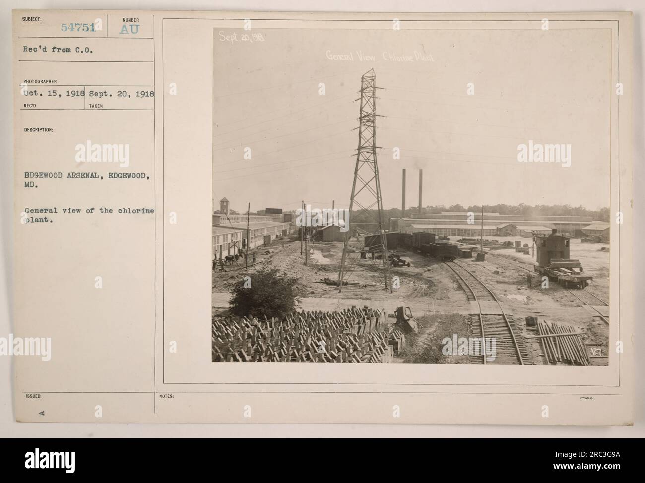 Allgemeiner Überblick über die Chloranlage in Edgewood Arsenal, Edgewood, MD während des Ersten Weltkriegs. Das Foto wurde am 20. September 1918 aufgenommen. Dieses Bild zeigt eine große Industriestruktur mit verschiedenen Rohren und Maschinen, die für die Produktion von Chlorgas verwendet werden. Stockfoto