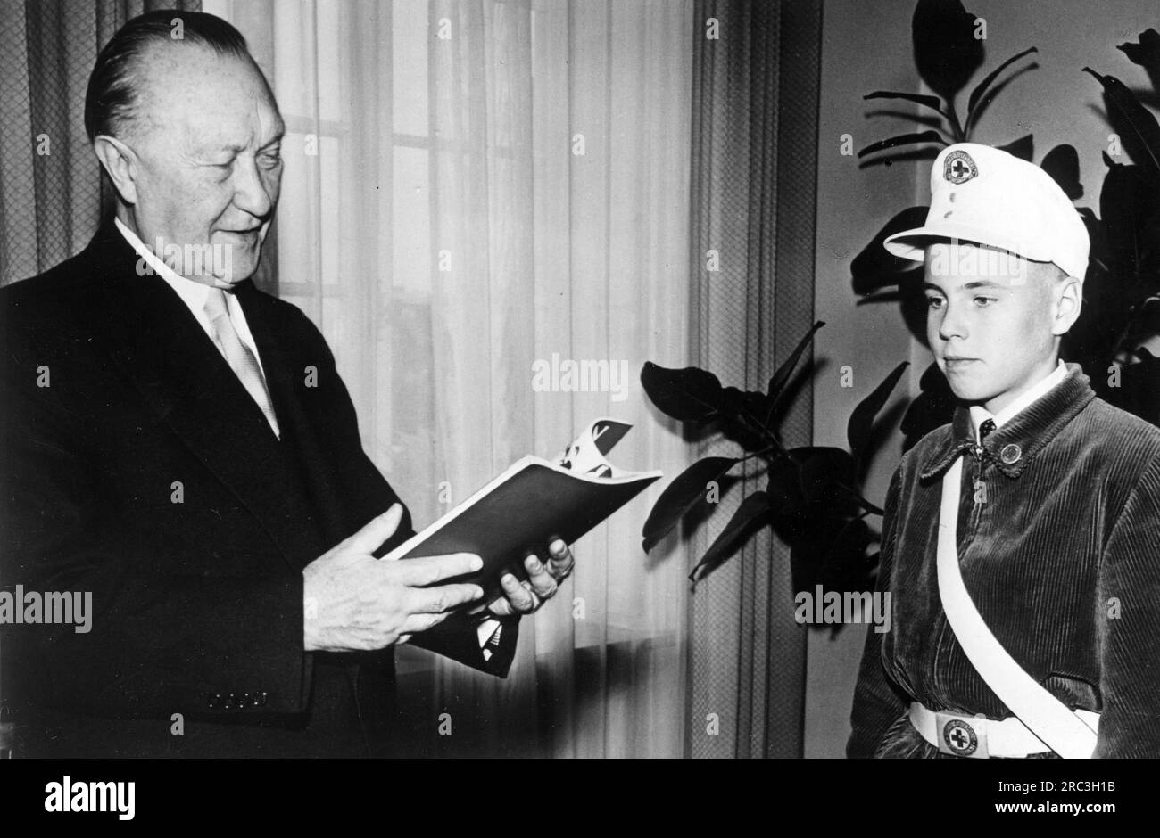 Adenauer, Konrad, 5.1.1876 - 19,4.1967, deutscher Politiker (Christdemokratische Union), ADDITIONAL-RIGHTS-CLEARANCE-INFO-NOT-AVAILABLE Stockfoto