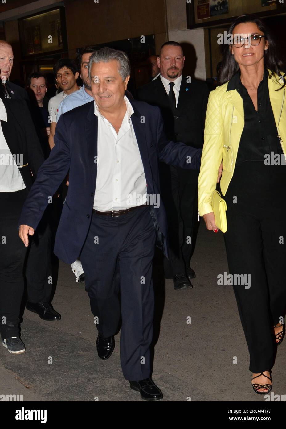 Avant-première au Grand rex : Qu'est-ce qu'on a tous fait au Bon Dieu - Paris Frankreich, 10 avril 2014. Stockfoto