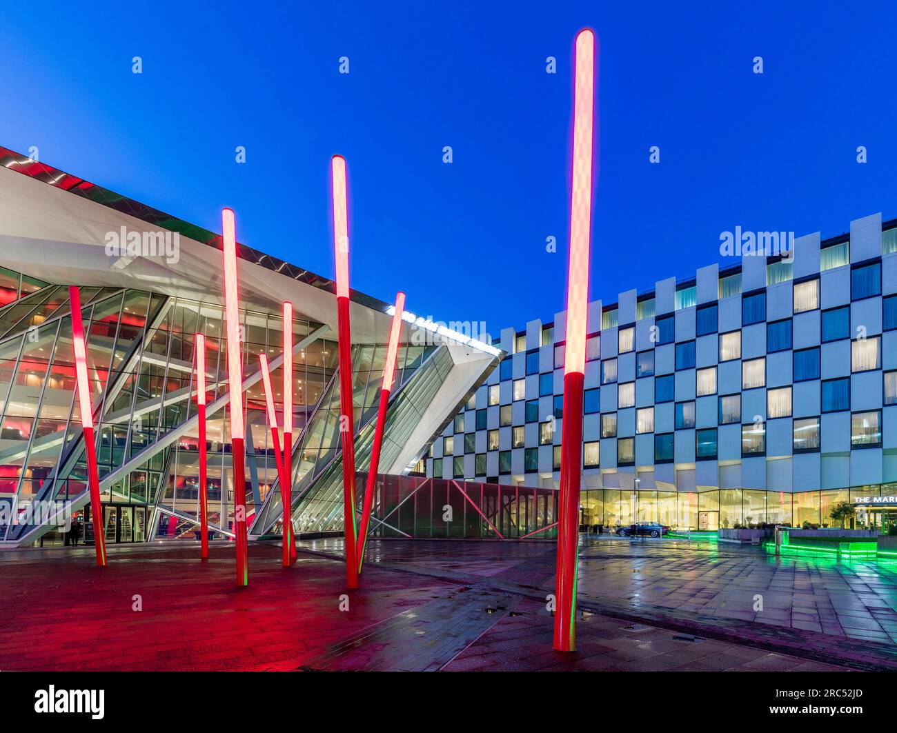 Dublin, Grand Canal Square Stockfoto