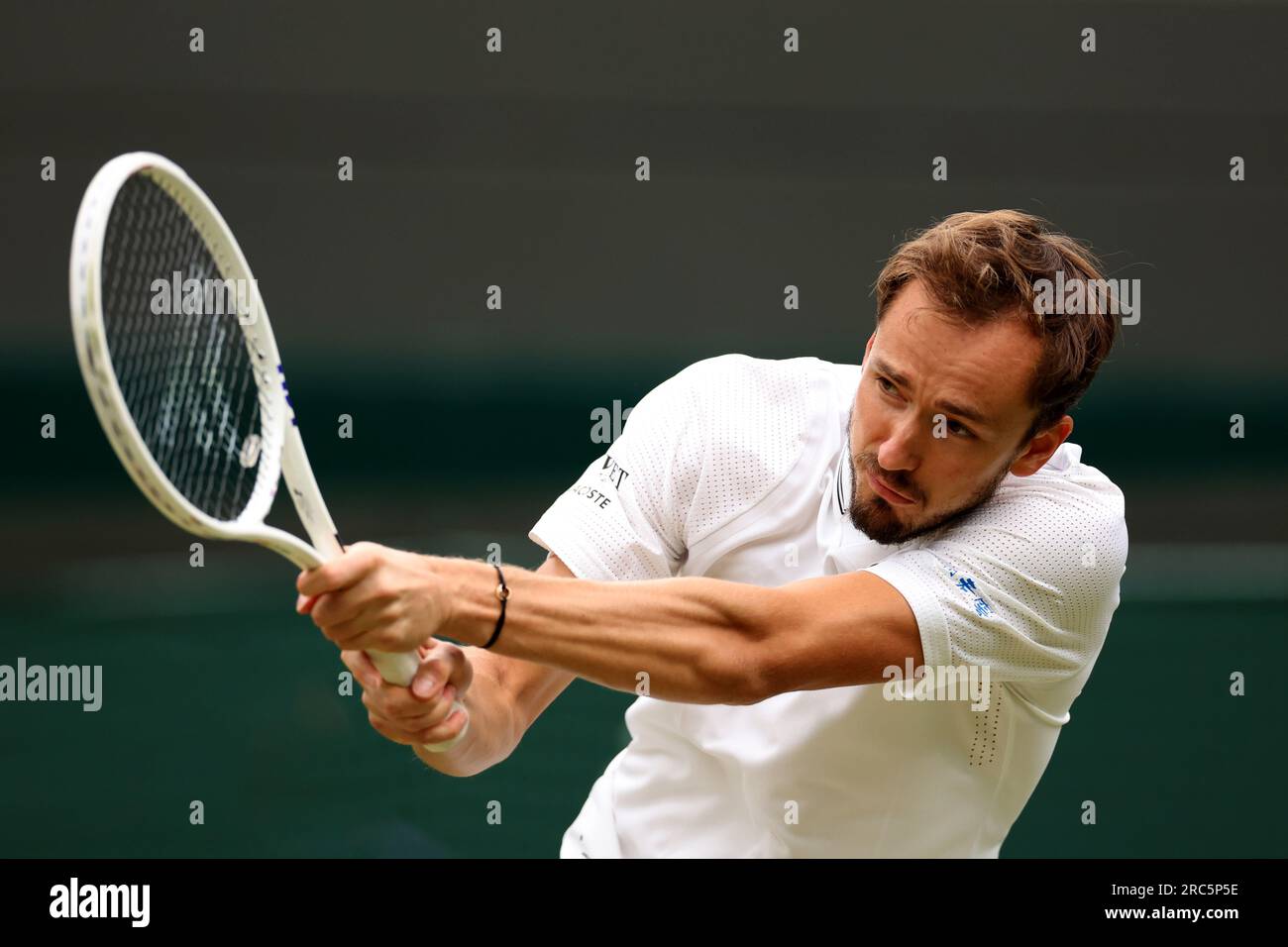 12. Juli 2023; All England Lawn Tennis and Croquet Club, London, England: Wimbledon Tennis Tournament; Daniil Medvedev während seines Spiels Christopher Eubanks Credit: Action Plus Sports Images/Alamy Live News Stockfoto