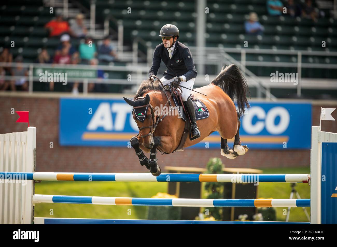 Conor Swail of Ireland nimmt am Rolex North American Grand Prix in Spruce Meadows Teil. Stockfoto