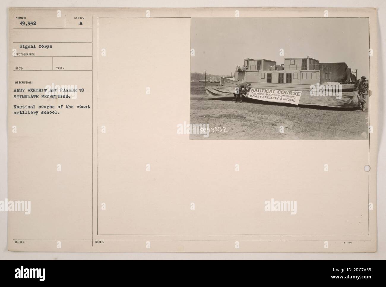 Armeeausstellung und -Parade, um Rekrutierung während des Ersten Weltkriegs zu fördern. Das Bild zeigt einen nautischen Kurs, der an der Coast Artillery School durchgeführt wird. Das Foto trägt die Nummer 49.932 und wurde von einem Fotografen des Signalkorps aufgenommen. Stockfoto
