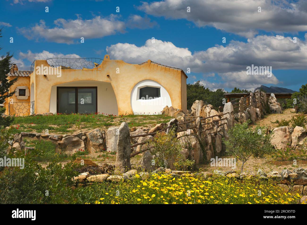 Und das typische ländliche Haus von Gallura Sardinien Italien Stockfoto