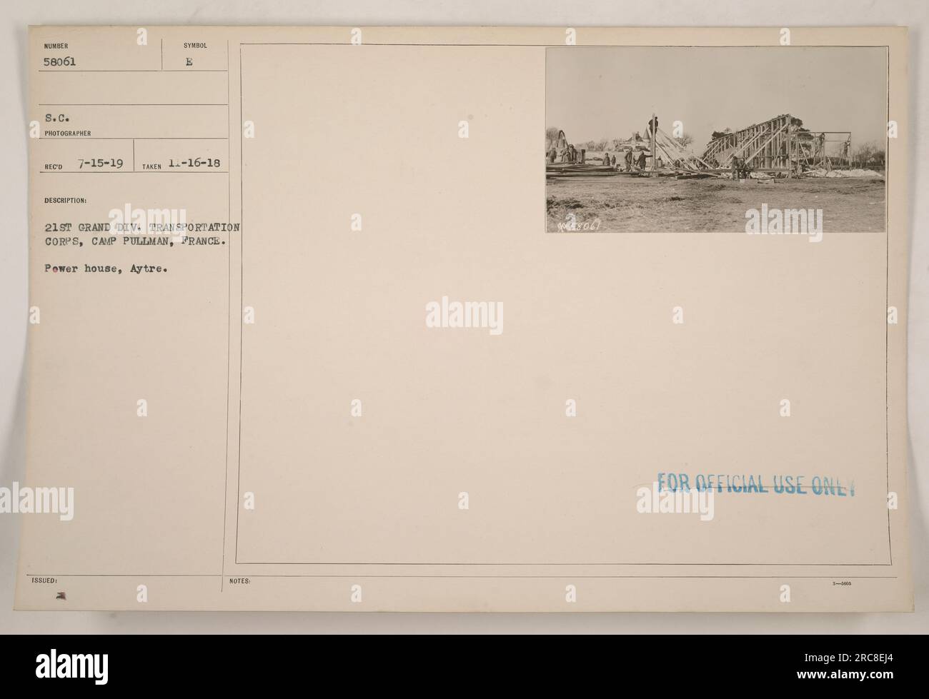 Innenansicht des Kraftwerks im Camp Pullman, Frankreich. Dieses Kraftwerk wurde während des Ersten Weltkriegs vom 21. Transportkorps der Grand Division betrieben. Das Foto wurde am 15. Juli 1919 aufgenommen und mit dem offiziellen Symbol Rot 7-15-19 ausgestellt. Das Foto ist nur für den offiziellen Gebrauch bestimmt. Stockfoto