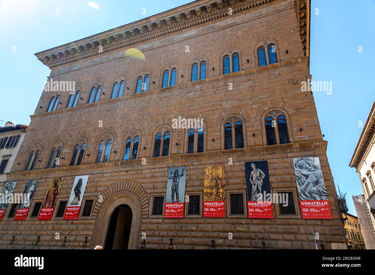 Florenz, Italien 5. April 2022 Fassade des Palazzo Strozzi, ein
