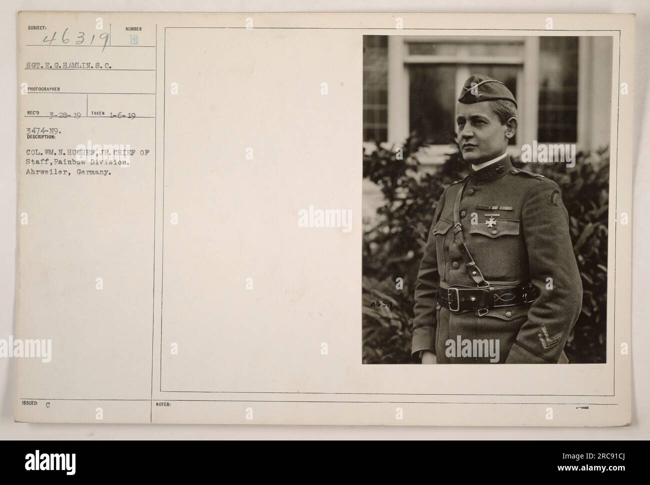 Oberst Wm. N. Hughes, Jr., der Stabschef der Rainbow Division, wird in Ahrweiler fotografiert. Das Foto wurde am 29. März 1919 von 16:19 aufgenommen. Das Bild ist mit Subjekt 46319 beschriftet, mit dem Fotografen S.E.G. Hamlin von Sumber Reco. Stockfoto