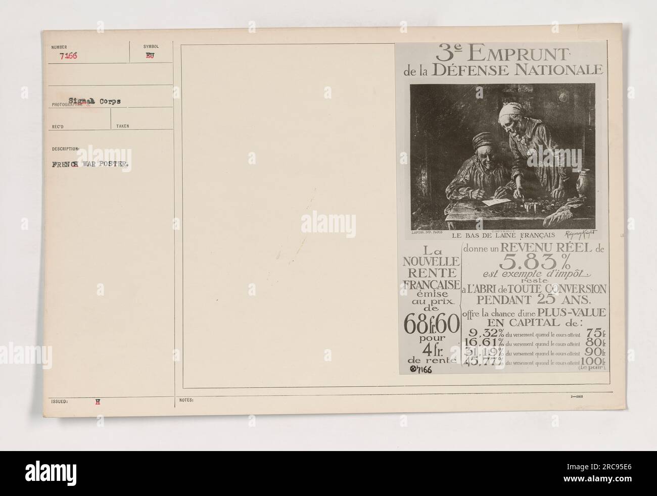 FRANZÖSISCHES KRIEGSPOSTER: Dieses Bild zeigt ein französisches Kriegsposter, das den Kauf von Kriegsanleihen fördert. Das Poster hebt die Vorteile einer Investition in die „La Nouvelle Rente“ hervor, eine Form langfristiger Staatsanleihen mit einem Jahreszins von 5,83 %. Es wird das Potenzial für Kapitalgewinne und unterschiedliche Renditen erwähnt, die auf der Bewertung der Anleihe in verschiedenen Phasen basieren. Stockfoto